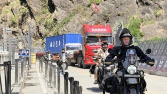 聶拉木邊檢高效護(hù)航跨境自駕游
