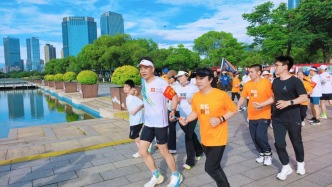 一根陪跑繩，牽起“橙”色暖流！南昌一支公益跑團(tuán)的溫暖生長(zhǎng)與愛心接力