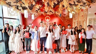 南昌“520”超1000对新人甜蜜“领证”