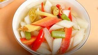 泡菜研究報(bào)告：“中式沙拉”風(fēng)靡全國(guó)，700億泡菜市場(chǎng)迎新變局