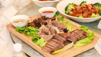 當高原食材遇上淮揚技法，會烹出怎樣的佳肴？昌都家宴給出了答案