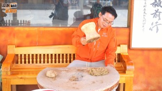 和田桑皮紙產(chǎn)業(yè)園：近距離參觀桑皮紙的制作過程，領(lǐng)略非遺之美