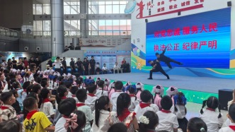 法治護(hù)航成長(zhǎng) 科技點(diǎn)亮童心 | 廣西啟動(dòng)2026年“六一”法治宣傳教育特別活動(dòng)