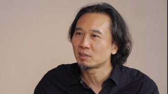 從追求抽象，到關(guān)注細(xì)節(jié)，再到呈現(xiàn)時(shí)間和事物的層疊