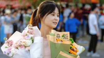 2026高考：花，殷殷的祝福