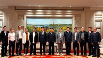 张恩惠会见香港铜锣湾集团董事局主席陈智一行