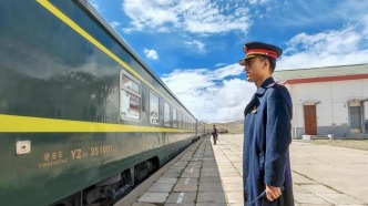 从墨脱到唐古拉：一位西藏门巴族铁路客运员的“天路”见证