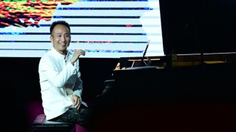 赵迎钢琴弹唱音乐会曲目《踏青》