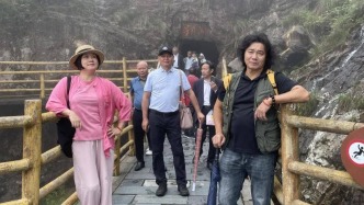 周波：什么是山水画的“气眼”？人在境中不觉我