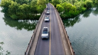 新势力6月：零跑9万登顶，蔚来小鹏抢4万，理想小米困3万