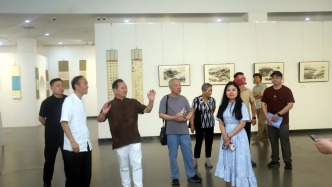 苏州：“山水人文 诗书画乐展”暨胡亚伟古谱诗词中国画全国巡展开展