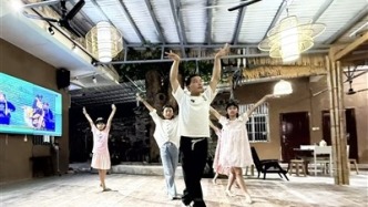 “哪怕只有一名学生，我们也会一直教下去”