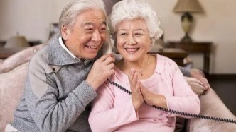 从多起真实案例看：中老年网络情感骗局的成因与防范