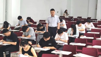山东农业工程学院校领导深入考场一线巡考 严明考纪助推学风建设