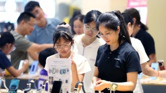 realme手机暂别中国市场，OPPO“大变阵”，内存涨价的“锅”？