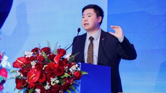对方说合同只是意向书,收了钱又不履行,公司能要求退款和赔偿吗?