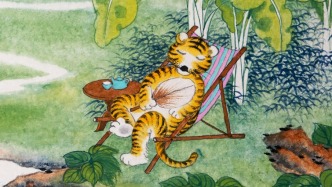 老树：暑热没完没了，不知怎样才好，盼着秋风起来，吹去一身烦恼