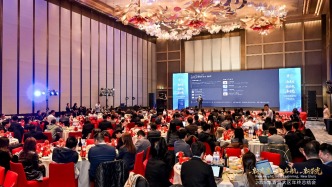 股权被法院冻结后，股东还能参加股东会并投票吗？
