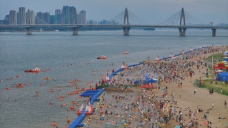 金沙逐浪引客流 亲水空间激活南昌夏日滨水经济