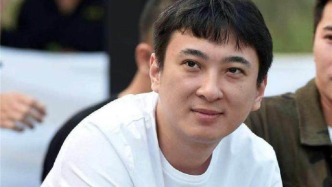 “撂下”万达系董事职务,王思聪跑村委会开公司?