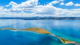 守一方高原碧湖，护一片生灵净土｜探访果洛冬格措纳湖生态保护区