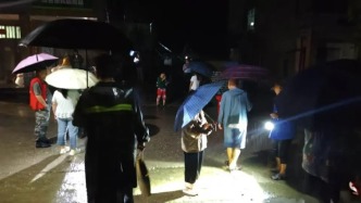 官山镇：支部书记日行两万步，安全转移105名村民