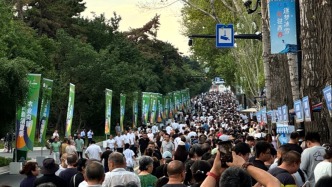 看表演、吃喝逛！今晚，新民大街不见不散！