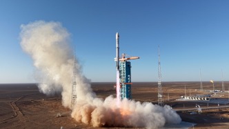 重大突破！我国首次实现火箭陆地回收