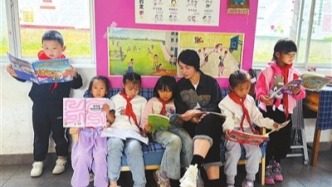 26年来新教育实验推行“营造书香校园”行动，培养6万名骨干教师