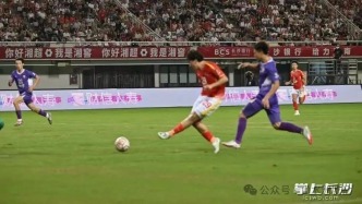 “足球湘军”：我们为谁而战？