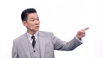 同命不同价：折叠屏手机供应链的两重天