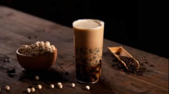 手作奶茶杀疯了，等一杯4小时，品牌却加速狂飙？