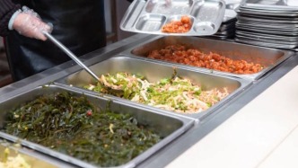 9.9元起、200多道菜品轮换，月营收百万，快餐又出新模式？