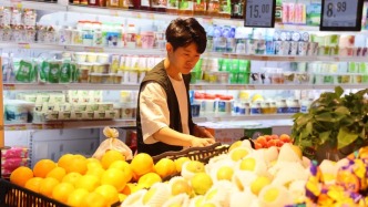 货丰价稳,阿拉山口迎国庆消费热潮