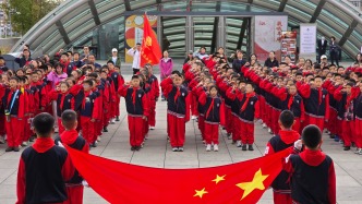 第十三个烈士纪念日：千名学子在伪满皇宫博物院缅怀先烈