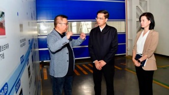 李立国吴坤玲调研吉利汽车及配套产业发展情况
