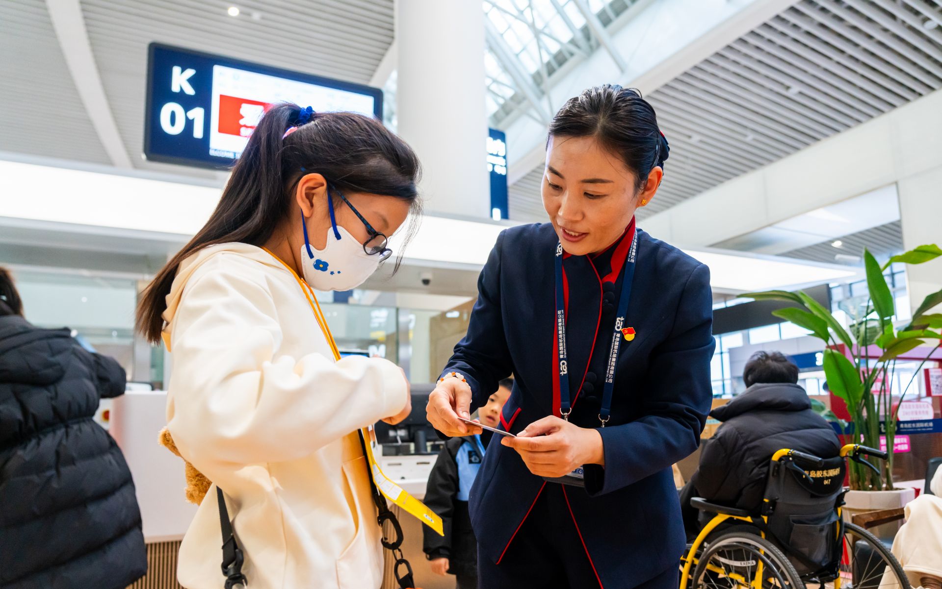 青岛机场服务亮出"国际范"