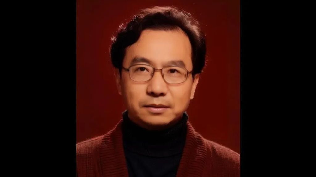 北电学生AI的获奖作品，有什么不一样 | 对话黄豆&严湘宁