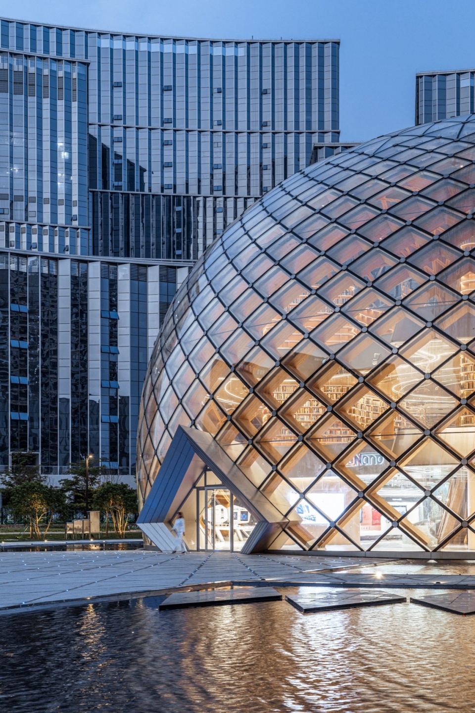 HOT DESIGN炽造设计 | “球形木网壳构筑”—— 广东粤港澳大湾区国家纳米科技创新研究院广纳