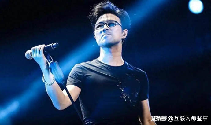299元让汪峰教我唱歌？跨界卖课成了明星的新副业方向