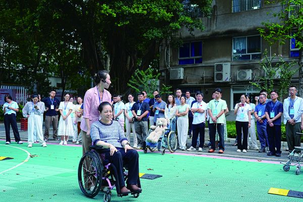 服务礼仪培训课程_残特奥会志愿者培训_助残志愿服务培训