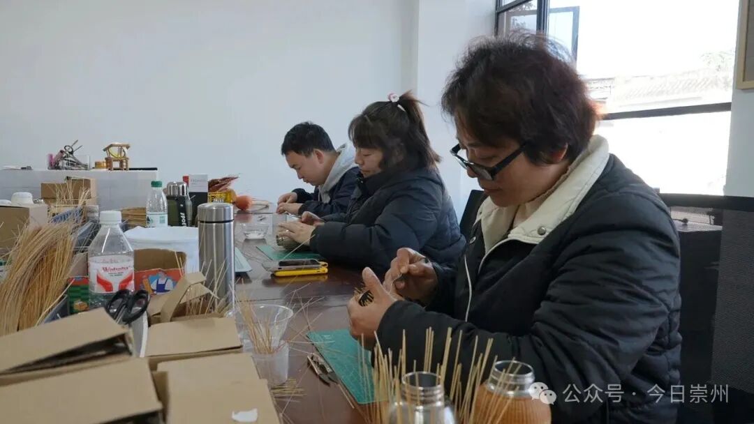央媒组团来崇！是为这群人......