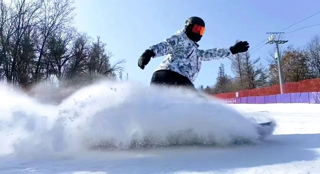 甘肃冰雪运动点燃冬日消费爱游戏- 爱游戏体育- AYX爱游戏体育官方网站