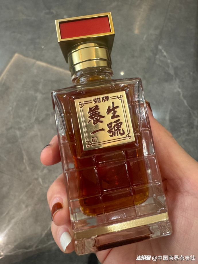 白酒加码春晚营销，春节档回暖可期？