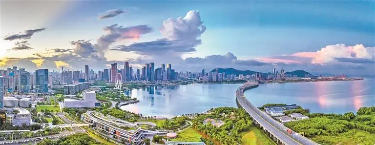 曲建:前海应率先建立粤港澳单一自贸区