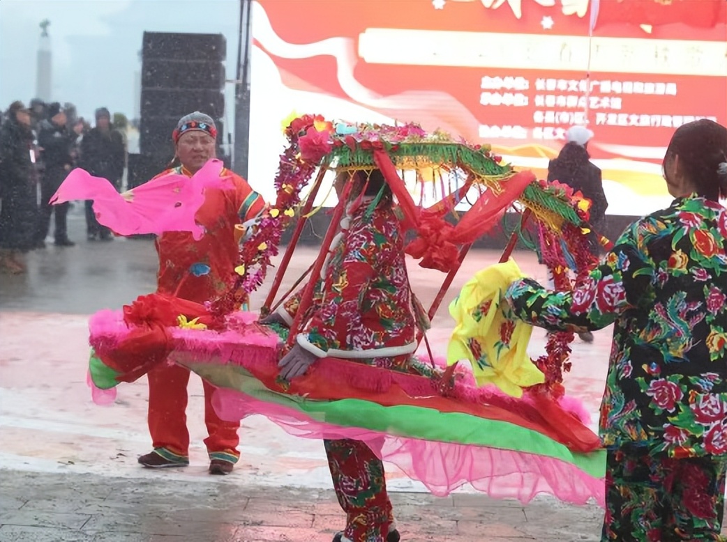 神秘嘉宾空降！秧歌界“硬核PK”！确定不看看？
