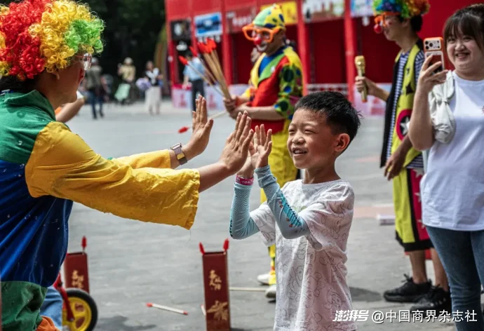“童心”大战，谁还不是个想过节的小孩呢