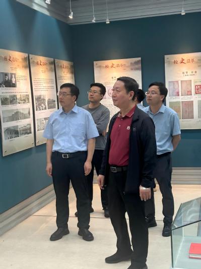 何友院士做客文典大讲堂