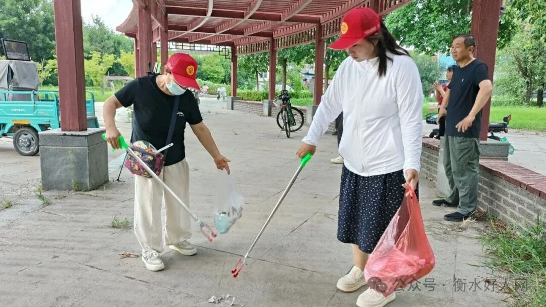 【文明使者行动】暖心慰问传递敬意，躬身捡拾彰显担当——武邑“文明使者”书写志愿服务新答卷