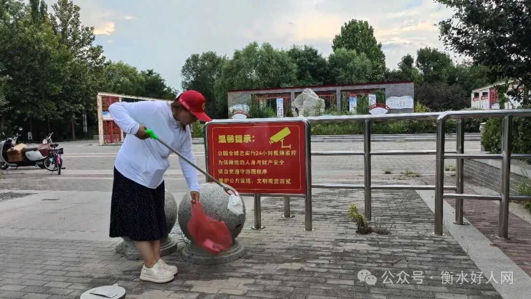 【文明使者行动】暖心慰问传递敬意，躬身捡拾彰显担当——武邑“文明使者”书写志愿服务新答卷